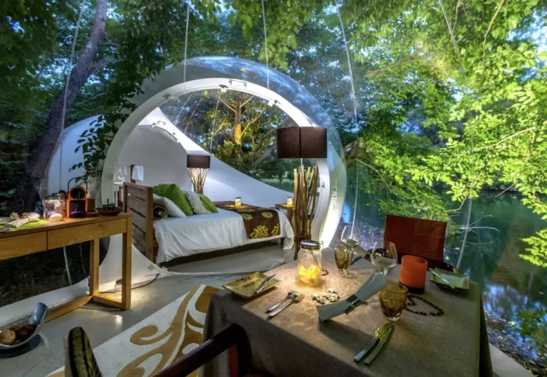 bubble clear tent